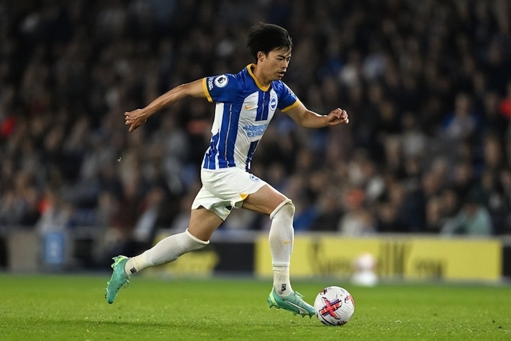  洛里昂租借日本国脚 亚洲市场拓展再添新章  