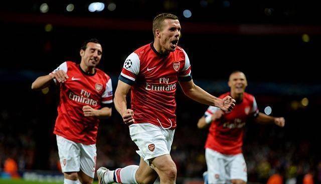  曼城提前五轮锁定冠军，英超新王朝统治力尽显  